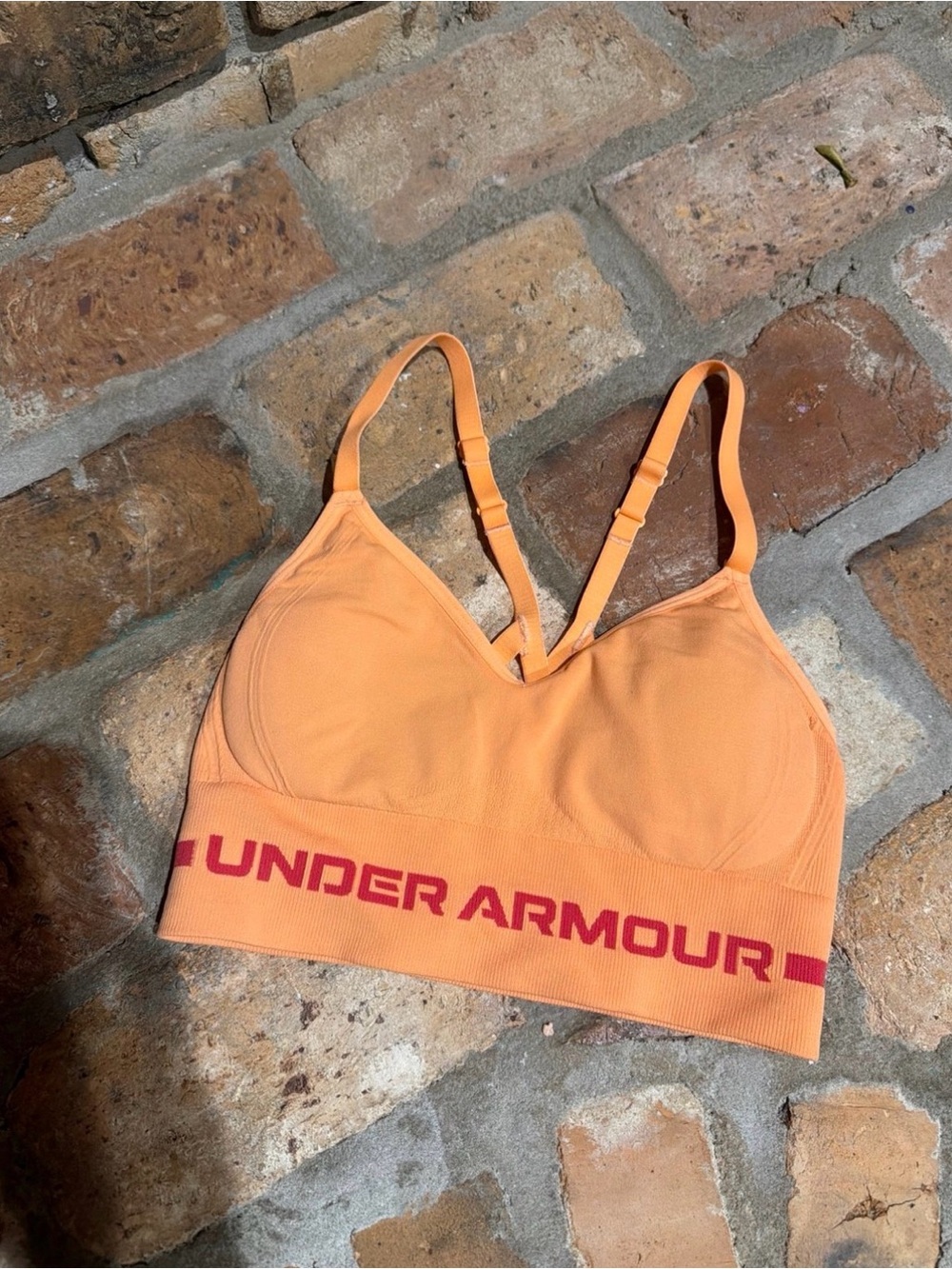 Under Armour Sz XS Orange Light-Support Sports Bra